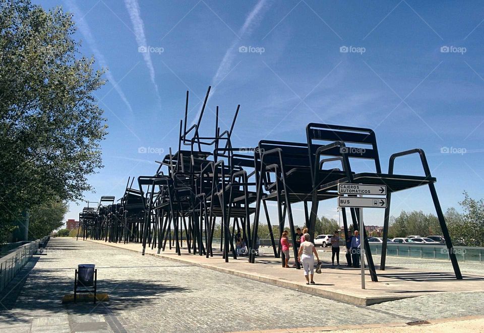 Sillas en monumento Valladolid
