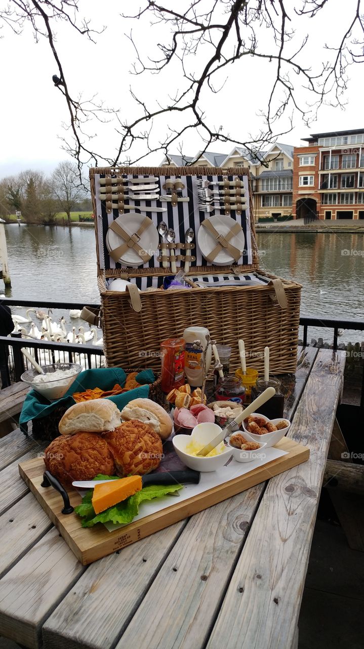 Picnic lunch at Windsor