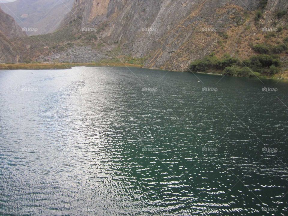 Lago turqueza de Huancaya