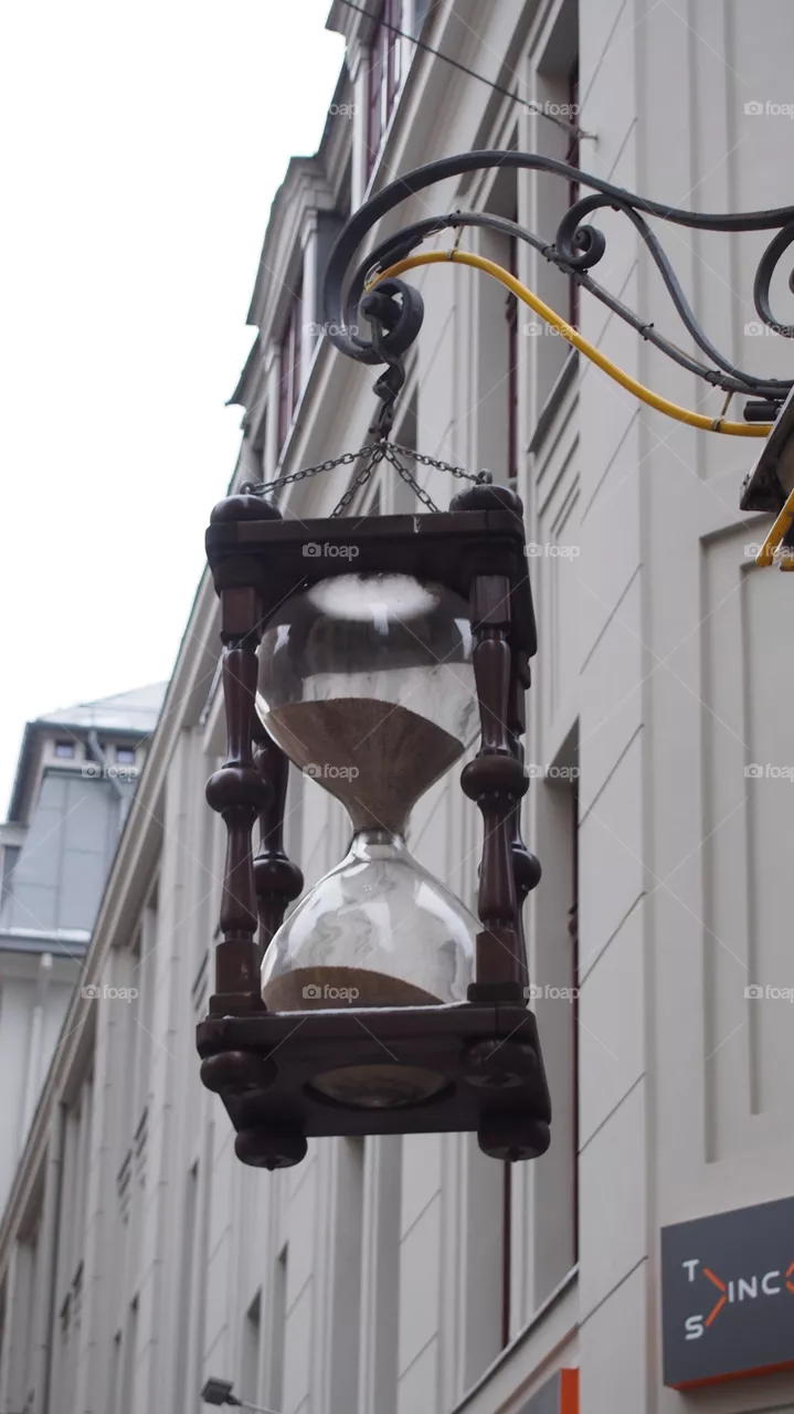 Sand clock