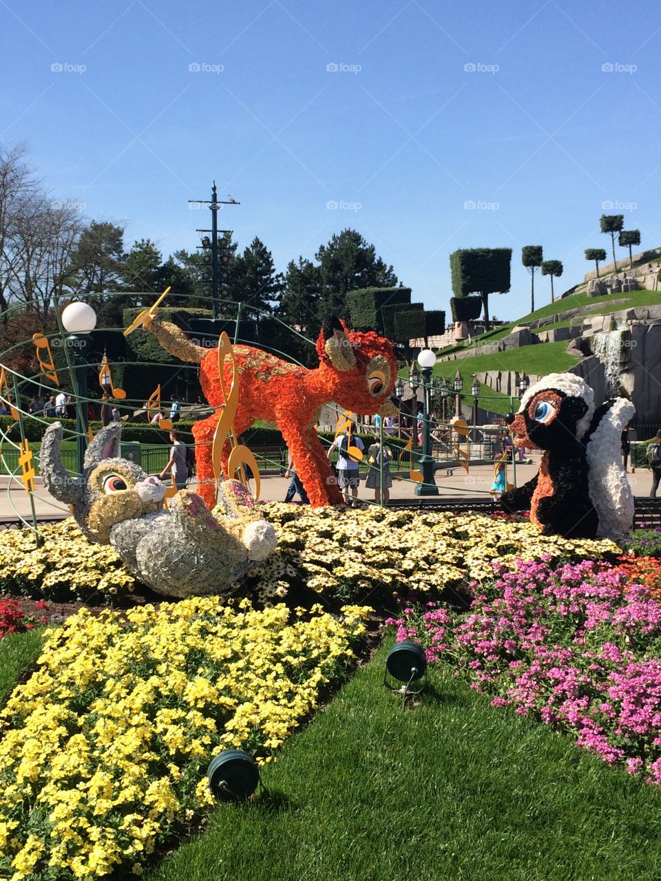 Disneyland Spring Flowers. Bambi, Thumper and Flower Swing into Spring