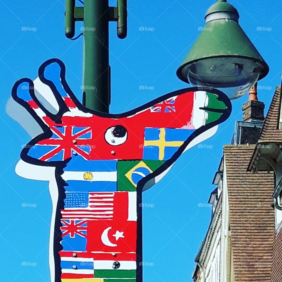 giraffe in Trouville