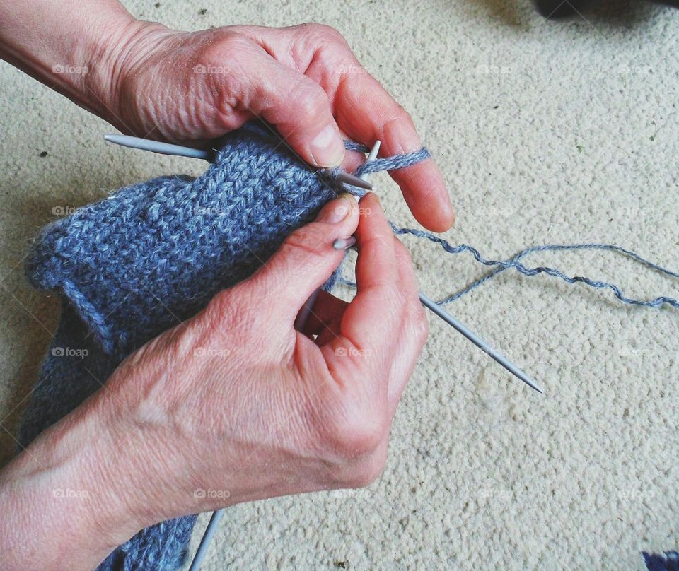 knitting winter socks