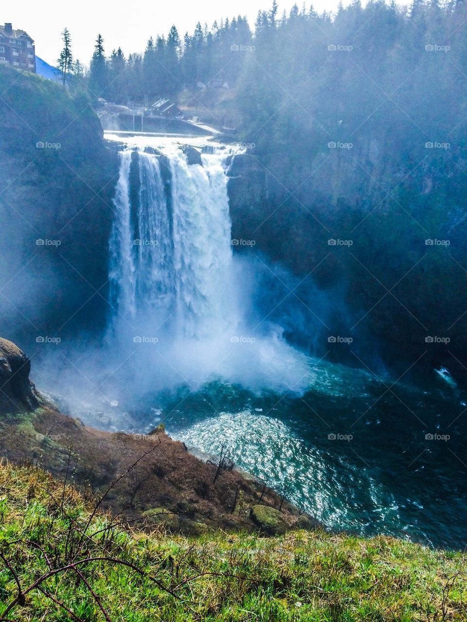 Snoqualmie falls