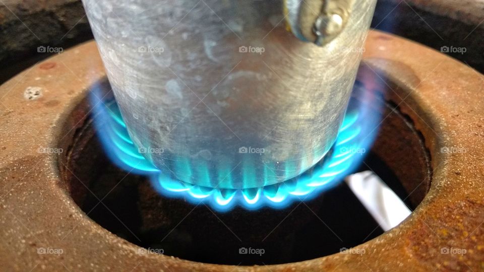 Fogo azul. Gás de cozinha.