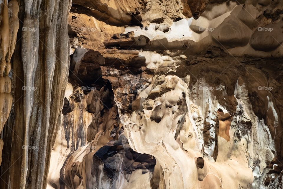 Stalactites and stalagmites texture