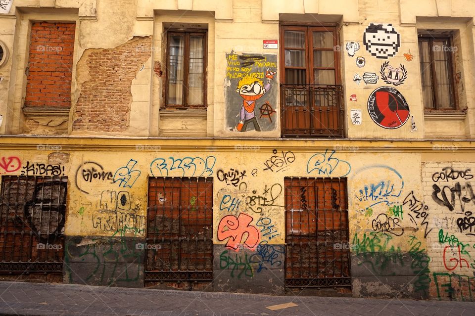 Graffiti near Puerta de Toledo, Madrid 