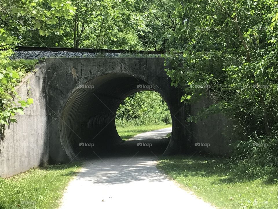 Tunnel 1