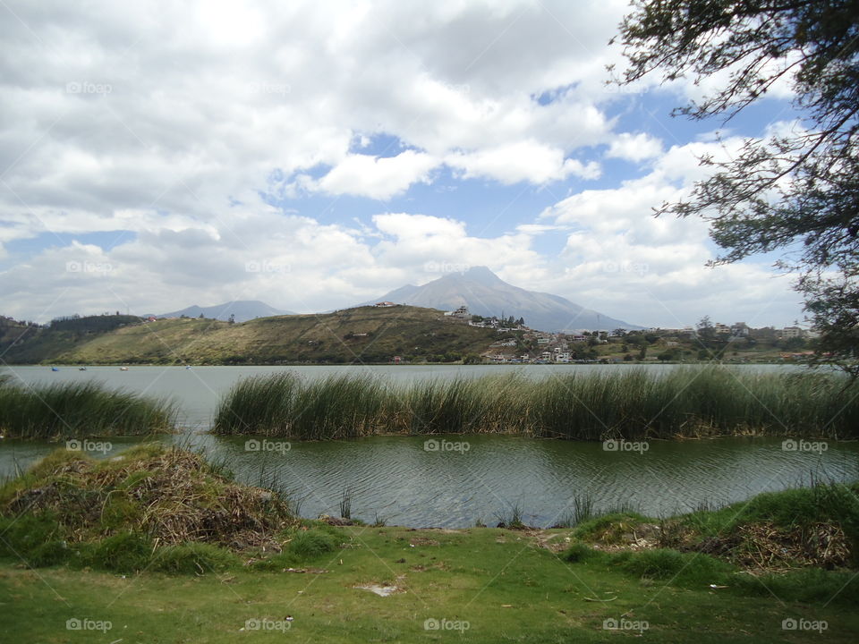 La laguna de Yahuarcocha Ibarra-Ecuador.
Un lugar que vale la pena visitar.