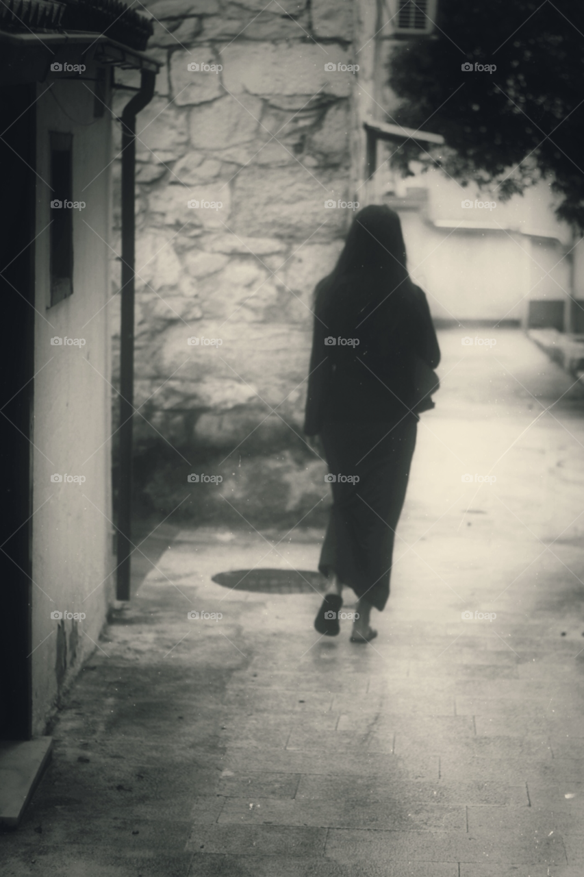 girl woman walking silhouette by ahilton2007