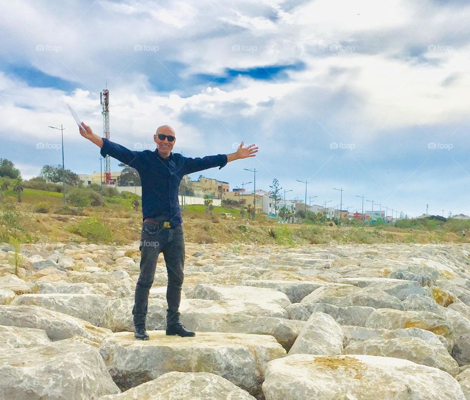 On the Rocks of the see