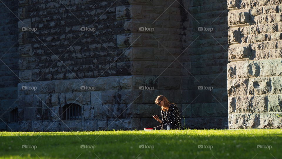 Woman having a picnic 