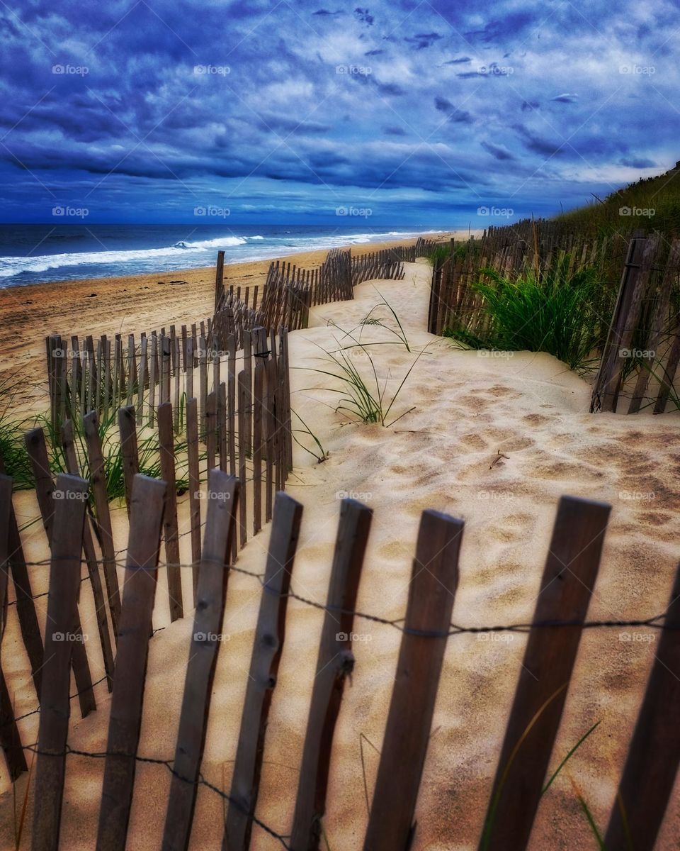 Long Island beach, fence leading out to the ocean, beach scenes