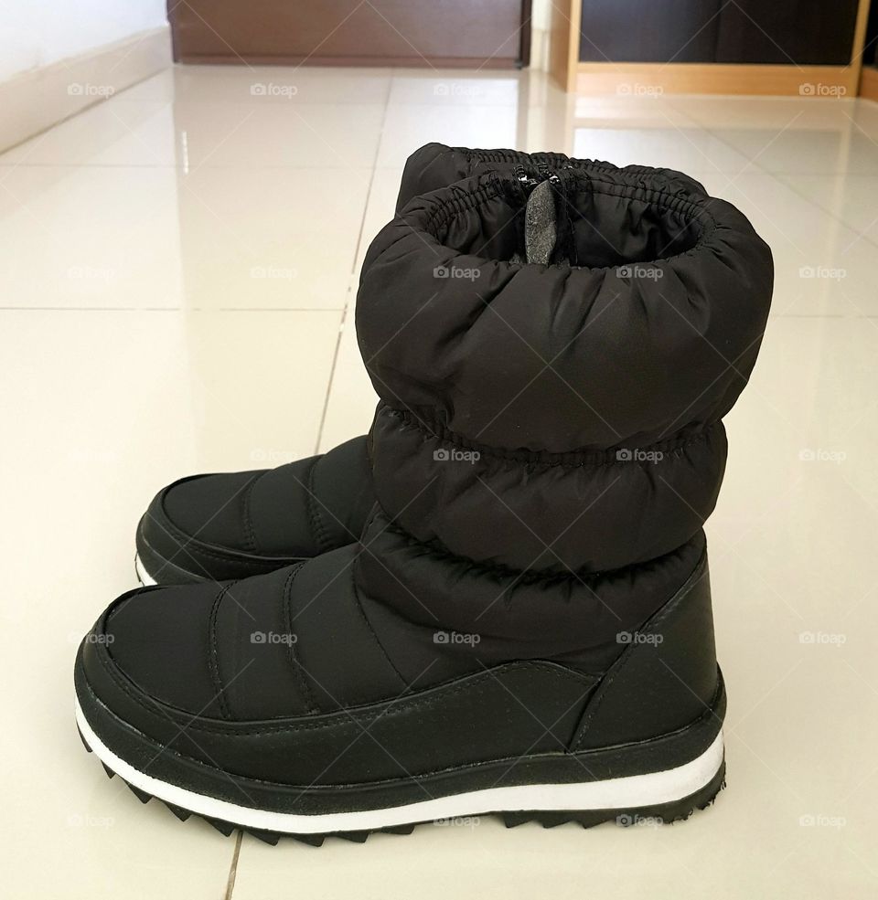 Winter shoes