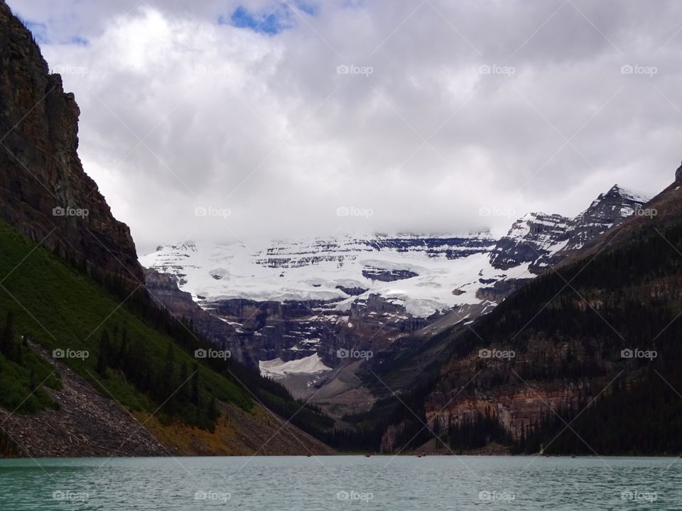 The nesting mountains of Lake Louise with chilly tops