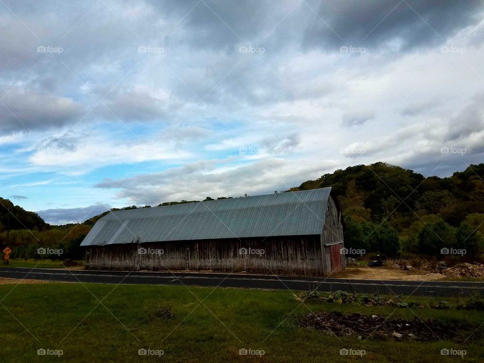 This is a picture of a old tobacco shed.