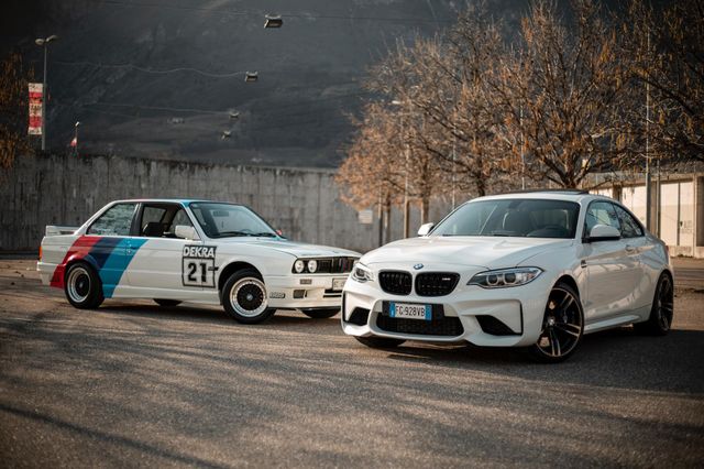 WHITE BMW