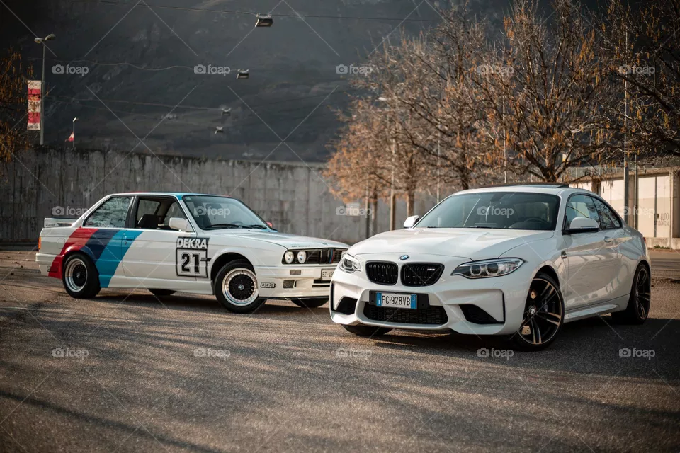 WHITE BMW