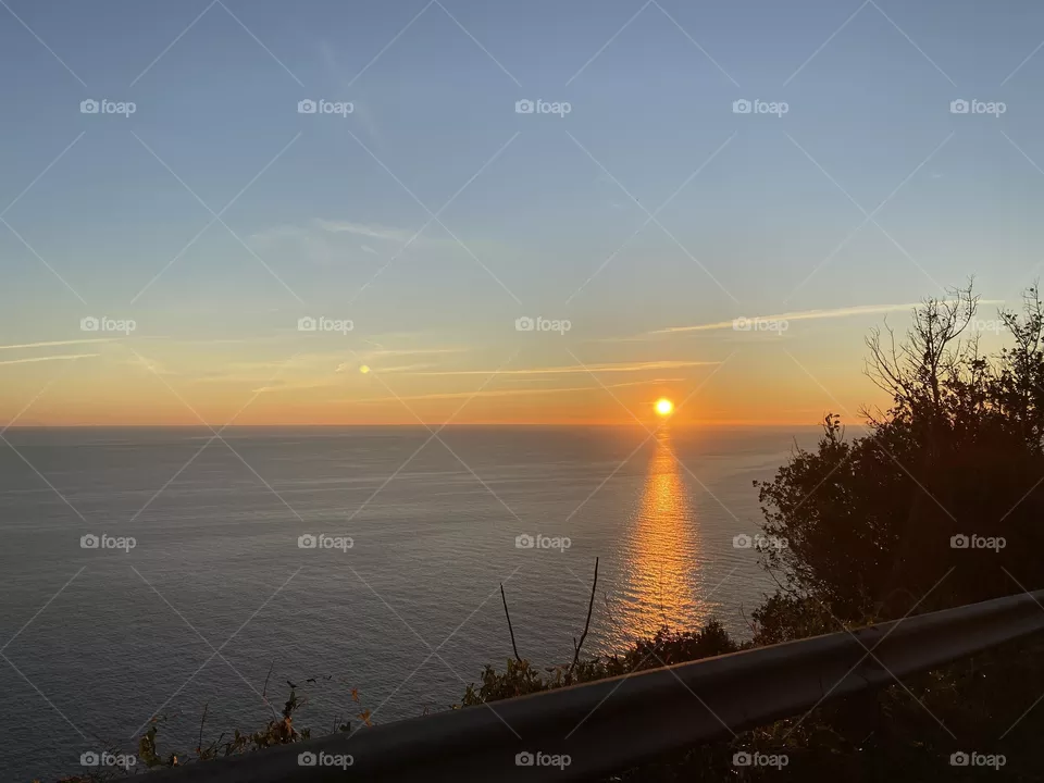 🌅