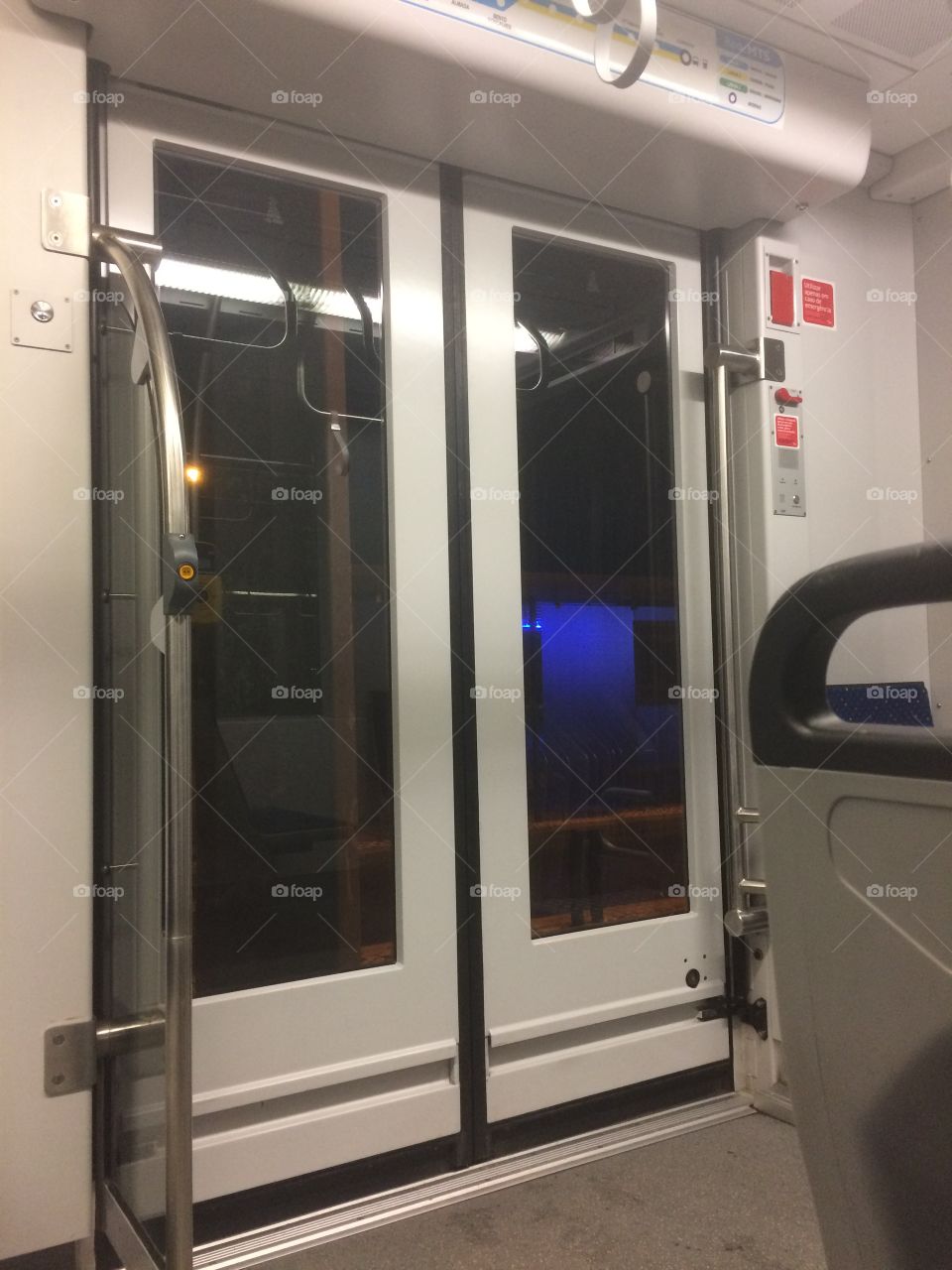 Doors of metro 🚋 portugal 🇵🇹 