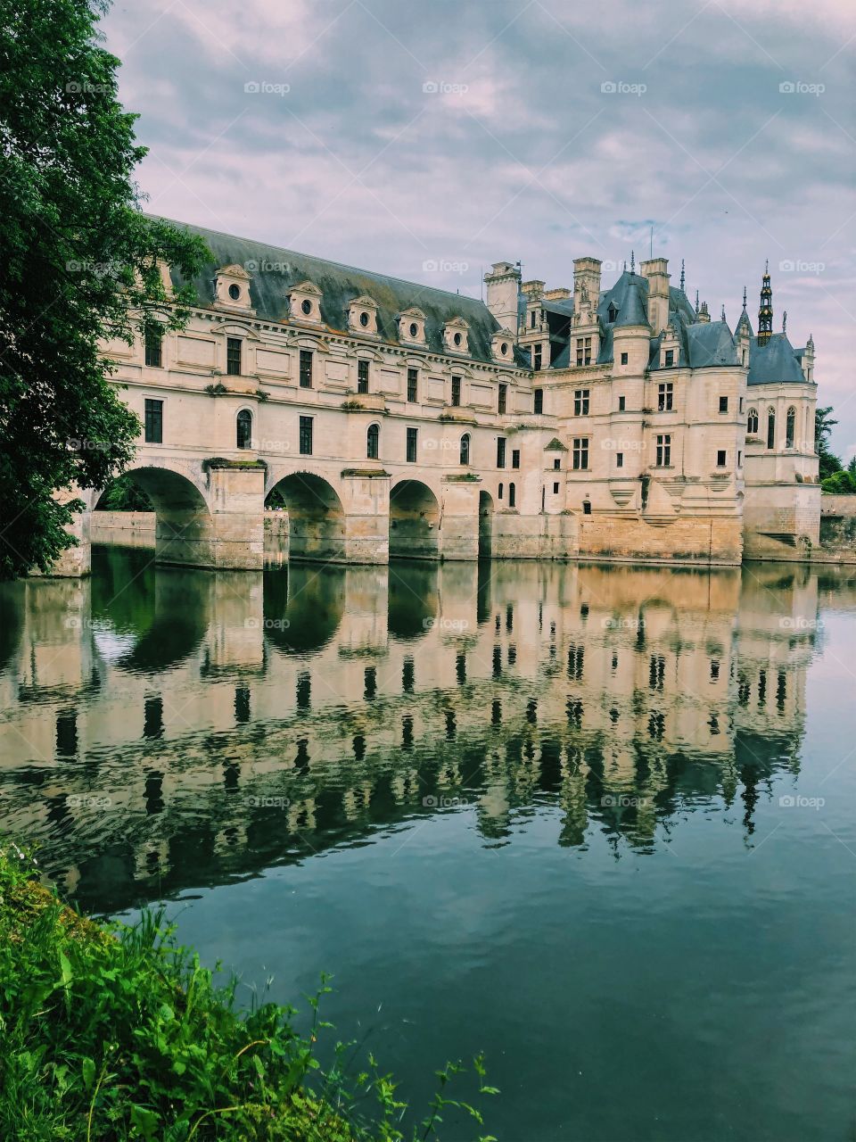 Chenonceau on a cloudy day