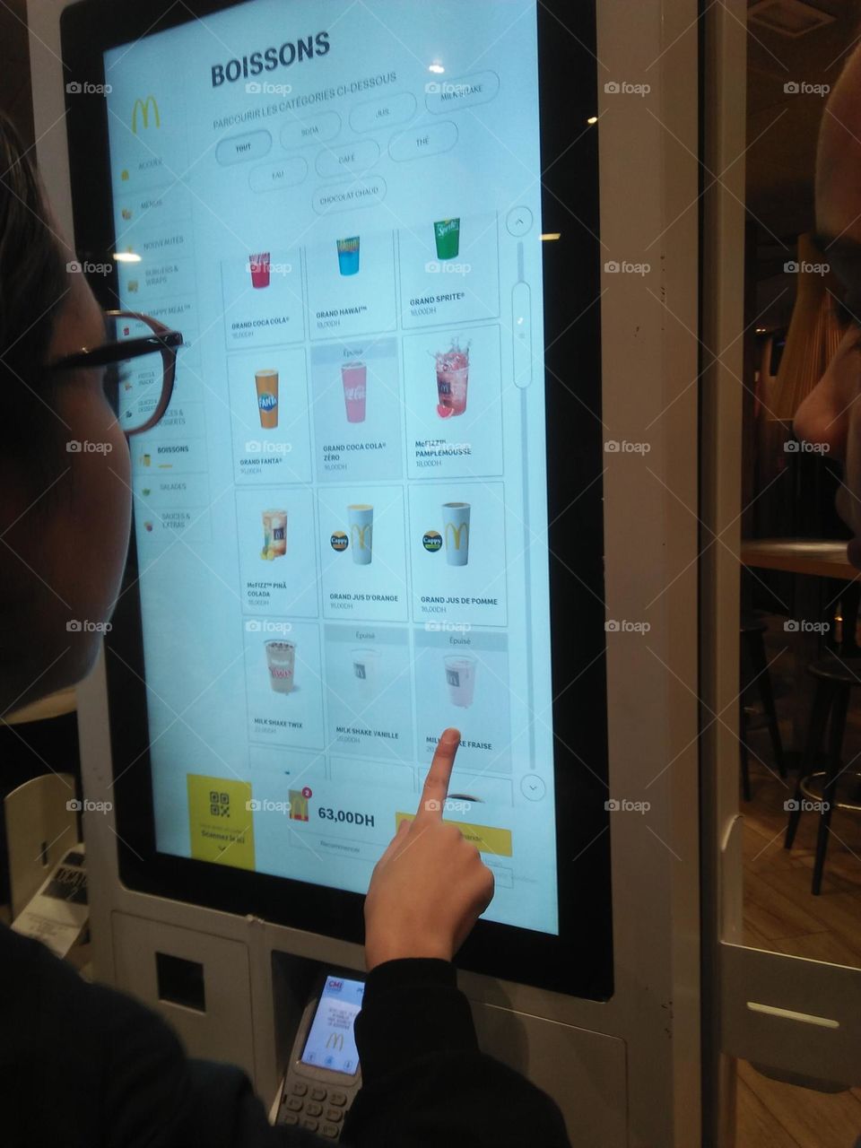 Electronic tablet in macdonald market.