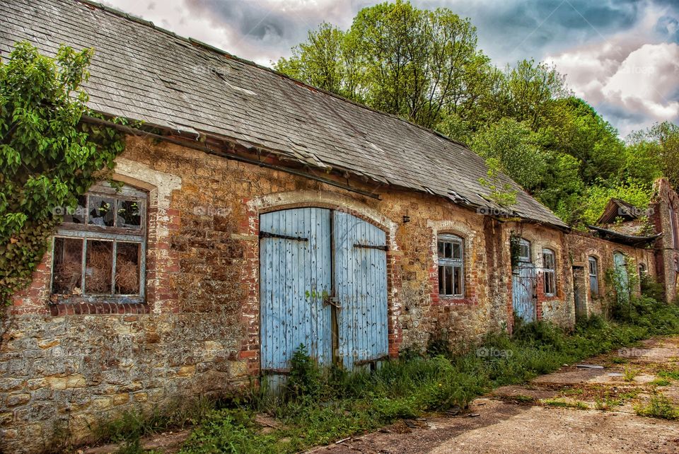 Abandoned Dairy Farm Buildings, Brasted