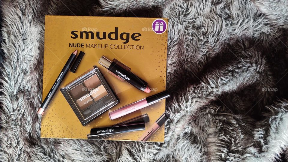 Smudge collection