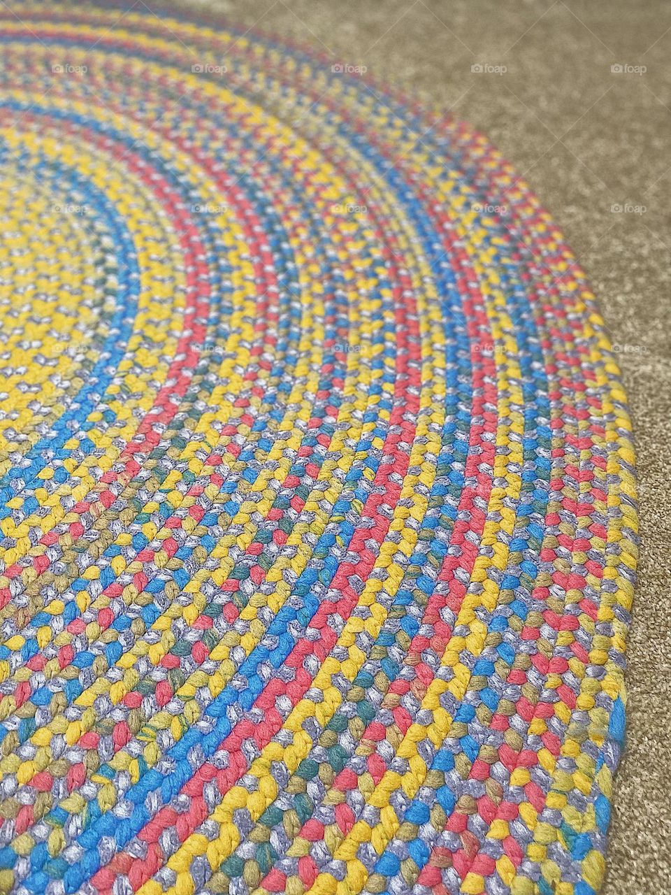 Colorful rug in child’s room, bedroom loom rug, circular patterned rug for children 