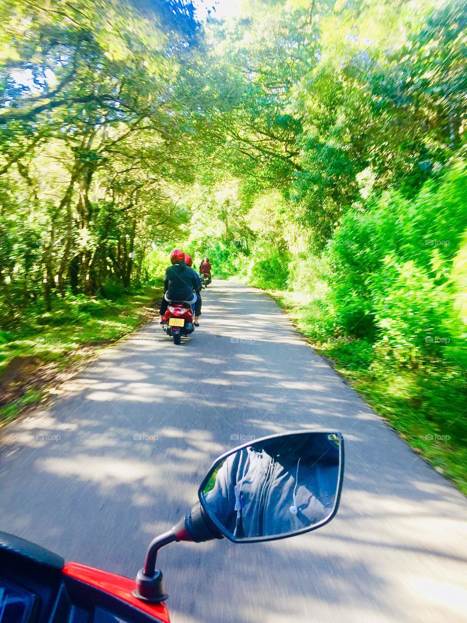 Roadside trip with friends ❤️