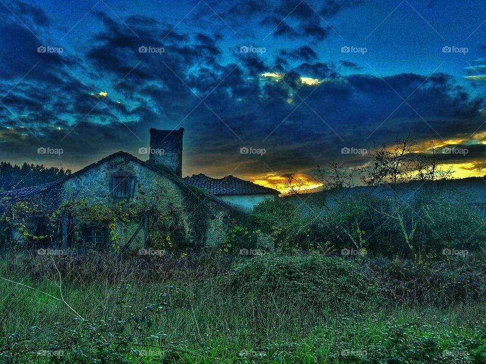 Old Abandoned Farmhouse