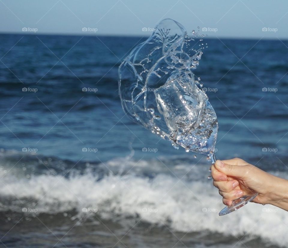 Sea#waves#sky#glass#hand