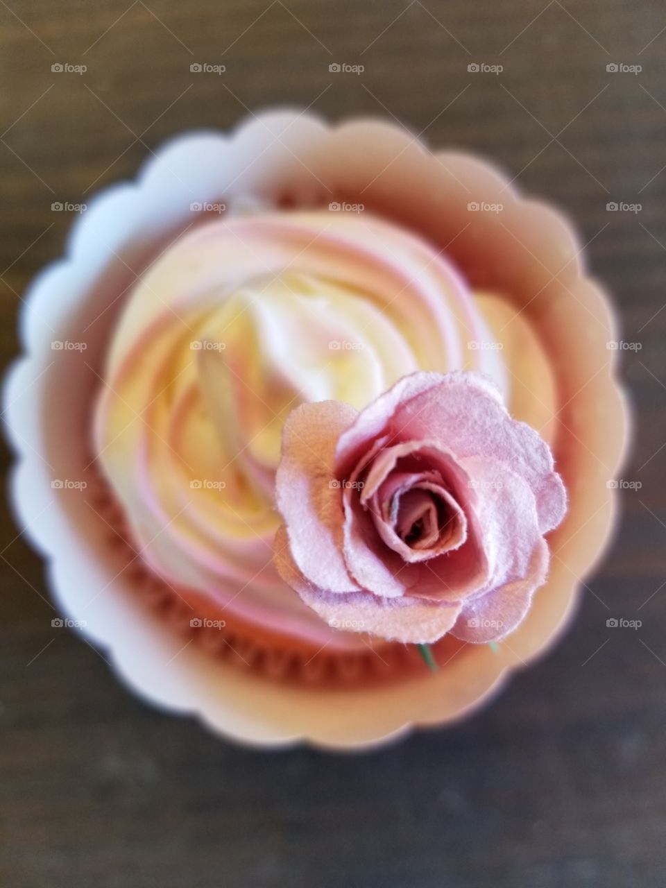Rosy Cupcake