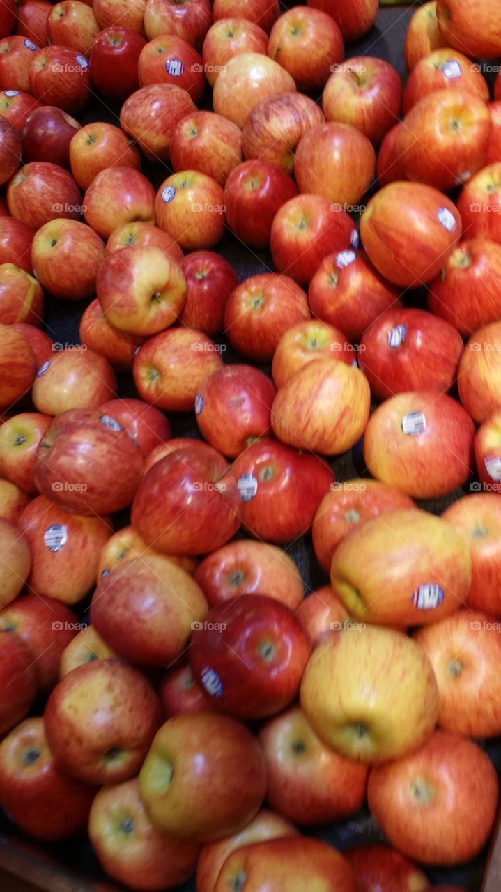 Red Apples