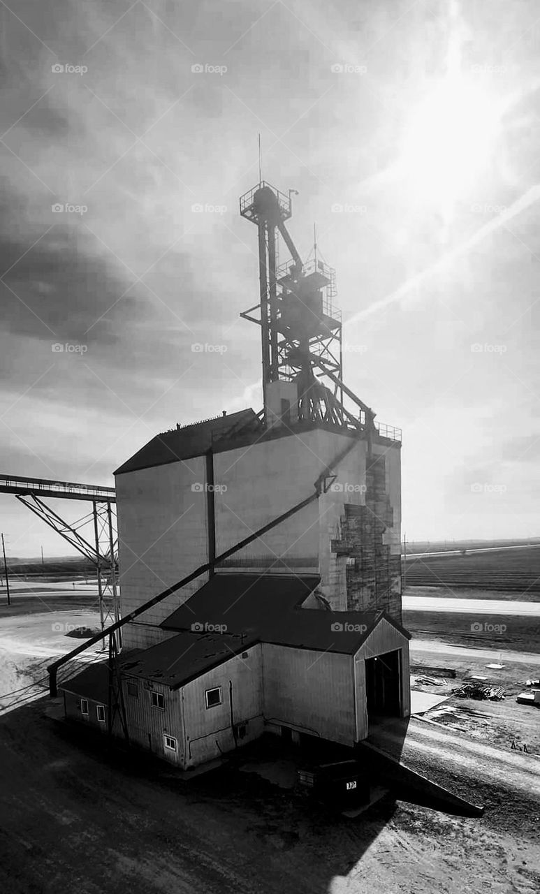 Grain elevator