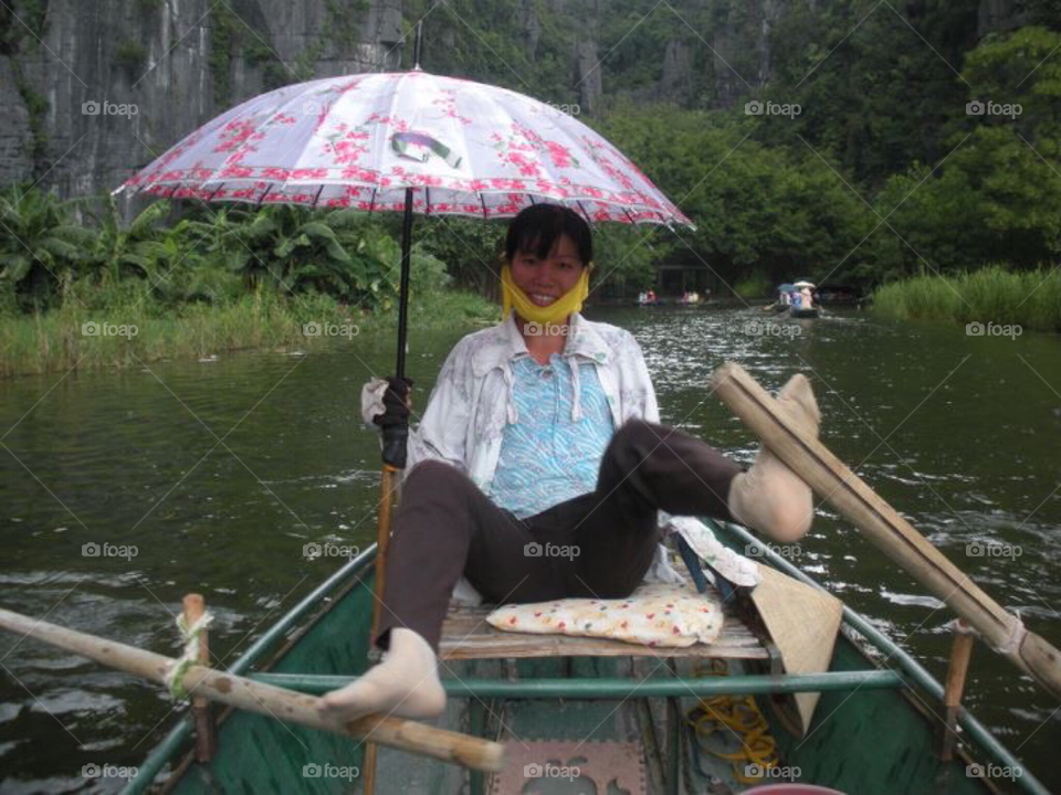 Cam Toc boat woman