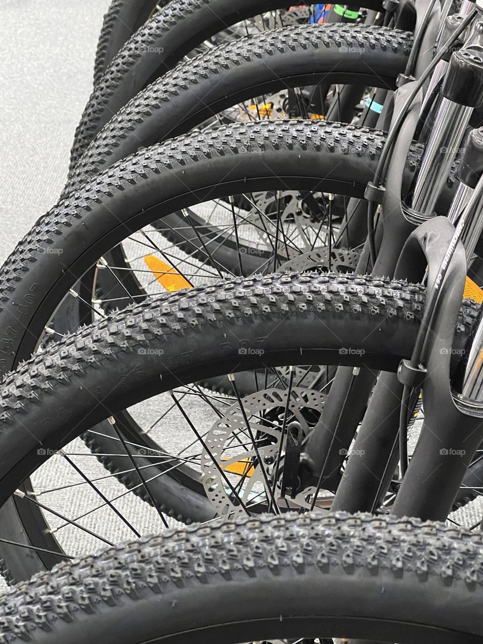 Bicycle tires