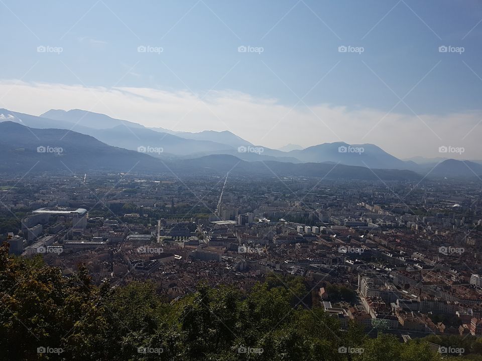 Grenoble maintains
