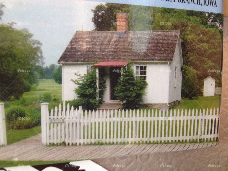 A small house in the country 