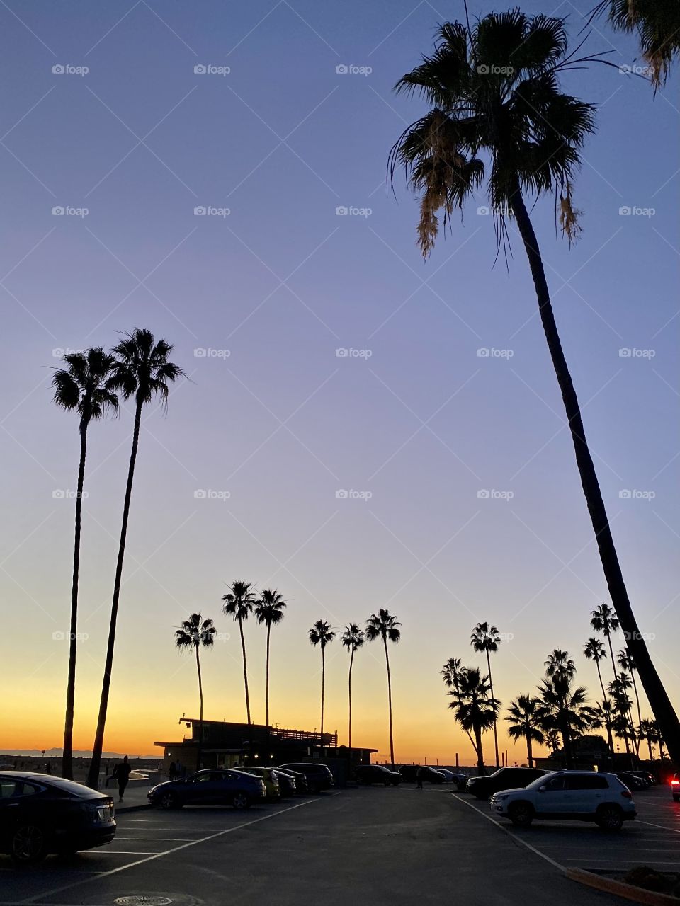 Sunset in the Corona del Mar State Beach parking lot