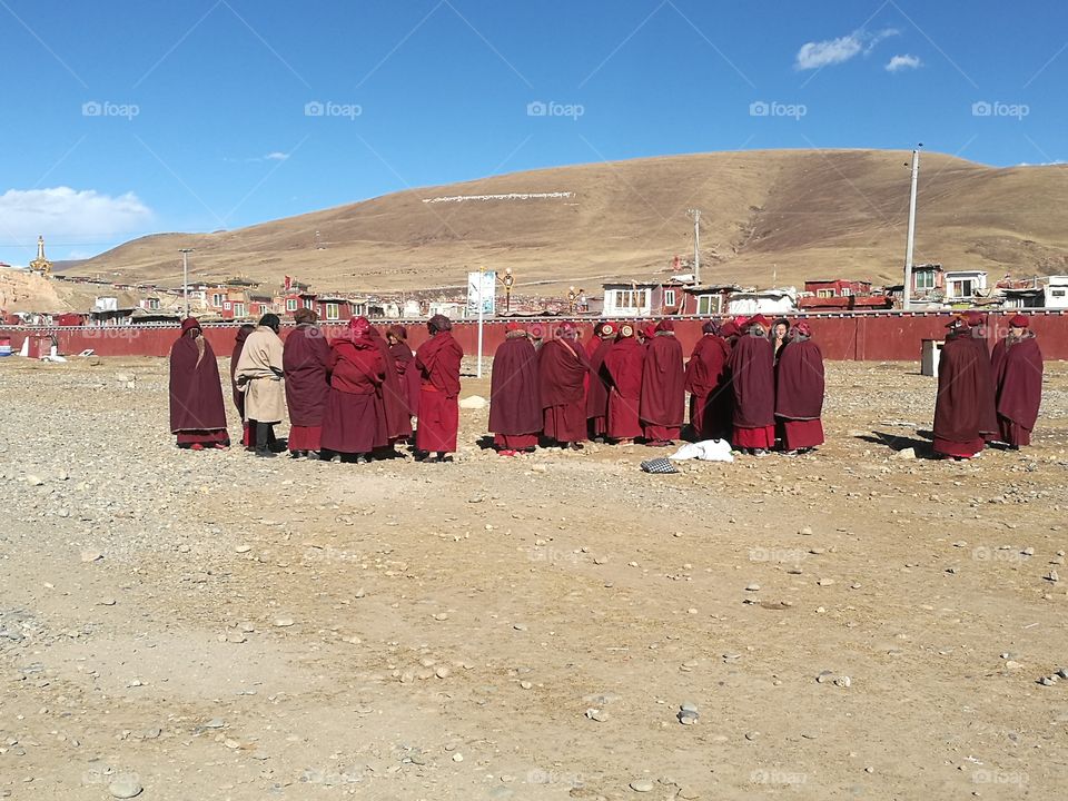 Yaqing Tibetan Buddhist Monastery for Nuns

Buddhism School and Monastery in Ganzi, Sichuan Province, China