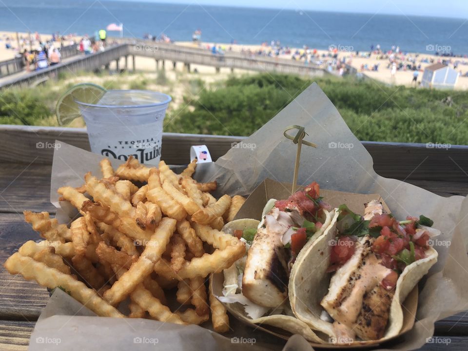 Beachside fish tacos