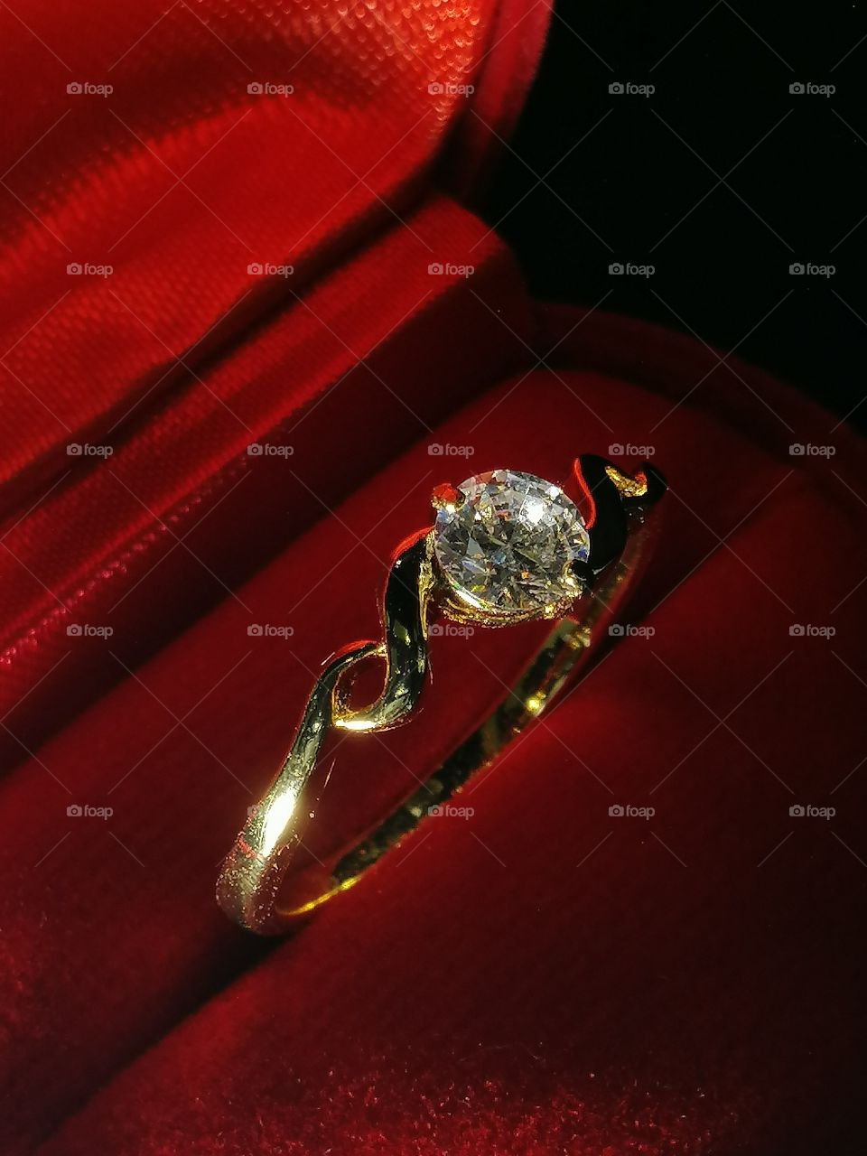 Wedding​ ring​