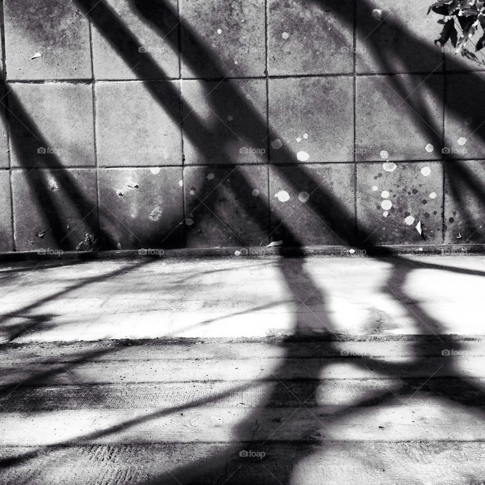 black and white wall nobody unusual by alekime