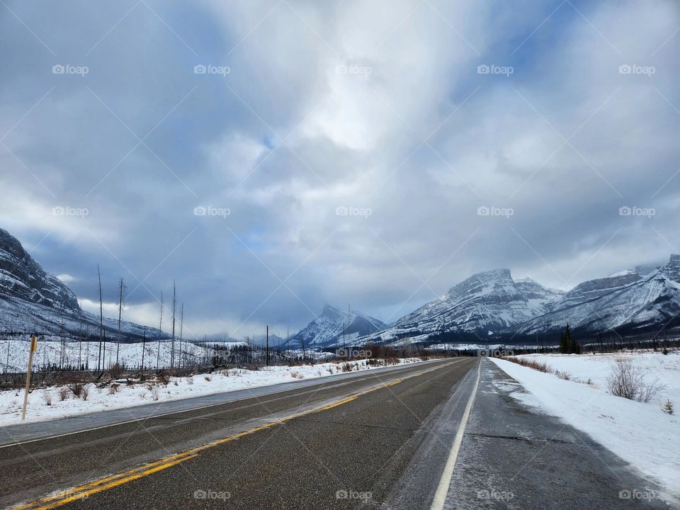 Roadtrips in the Canadian mountains