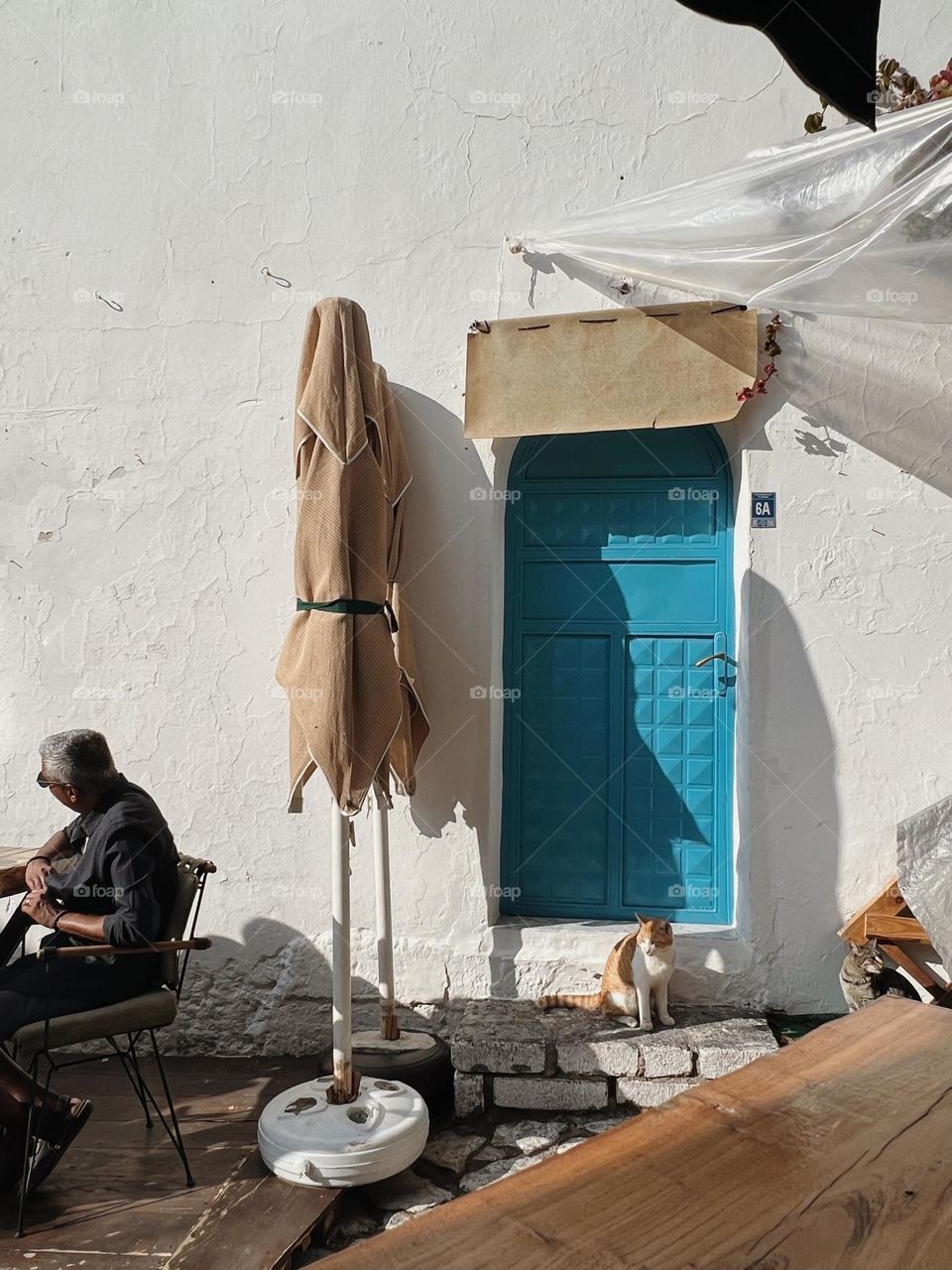 Midday in an old city cafe