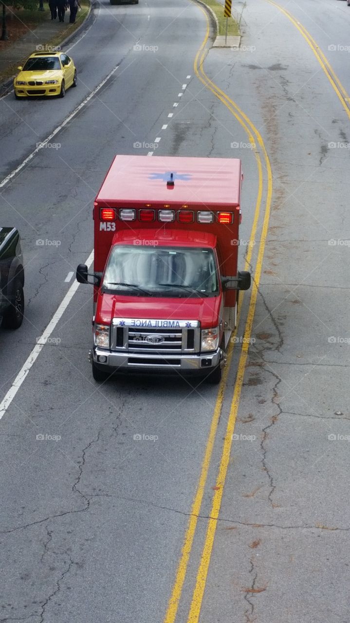 emergency. ambulance arriving at the hospital