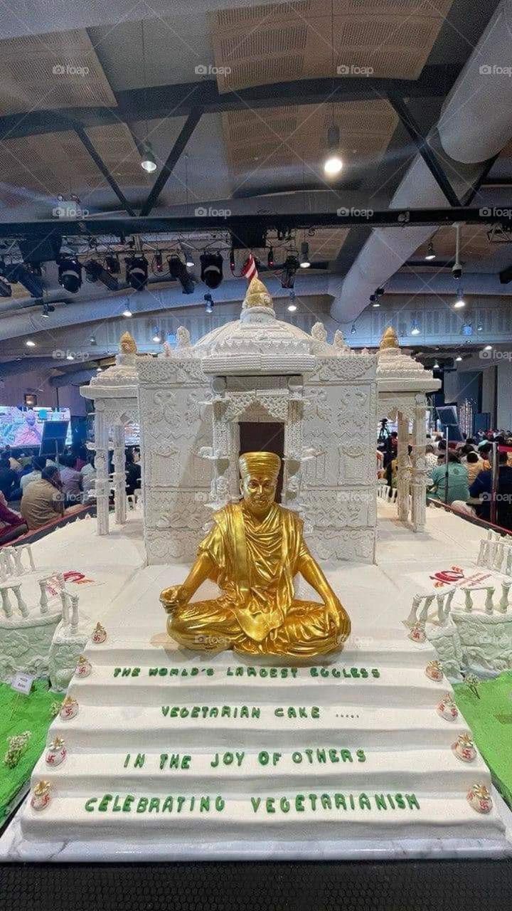 World's largest Vegitarian cake