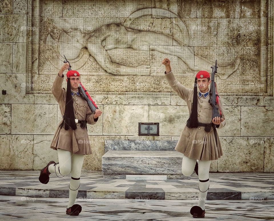 Athens Parliament guards Unknown Soldier