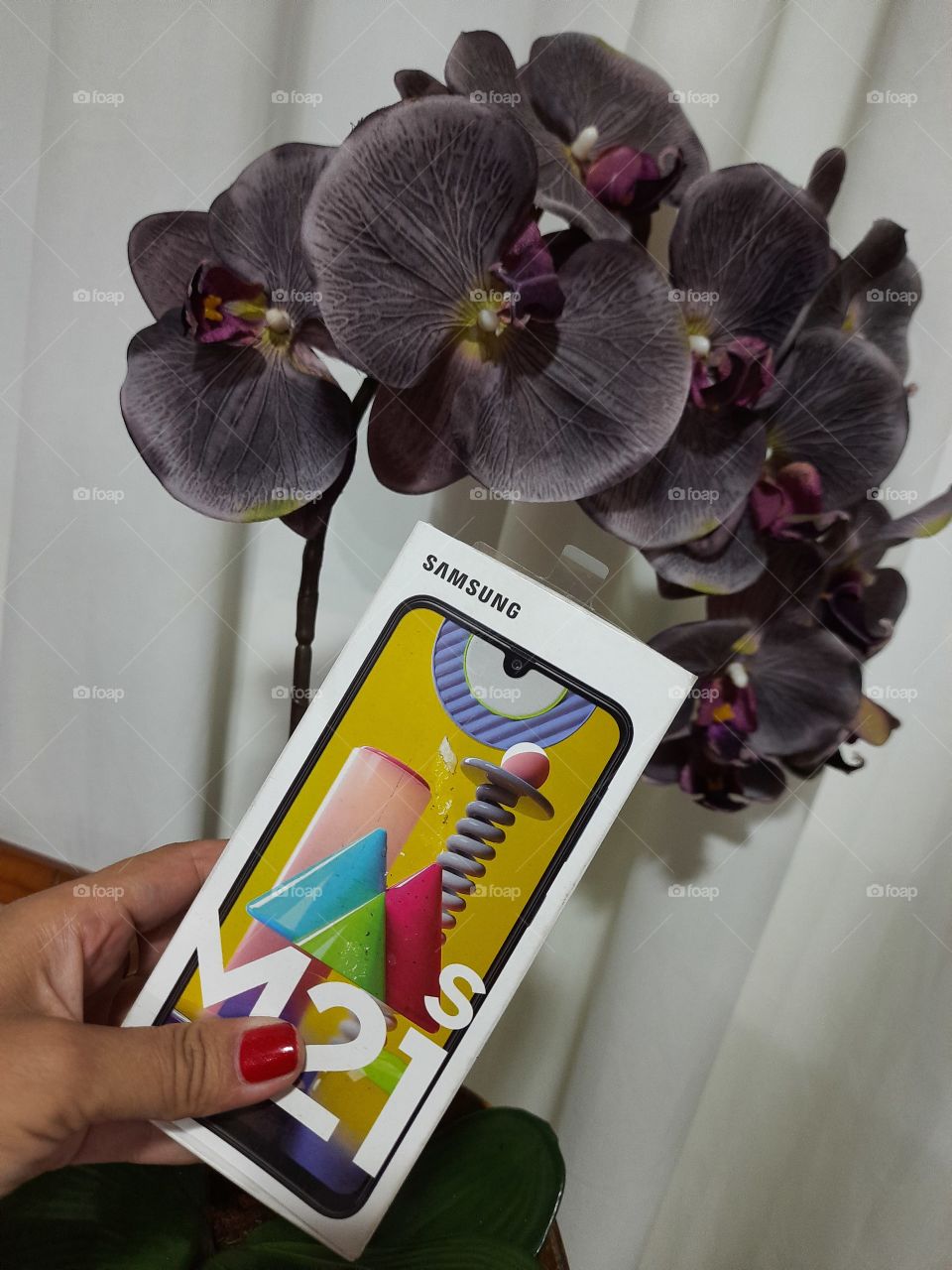 Samsung M21s cell phone case with orchids